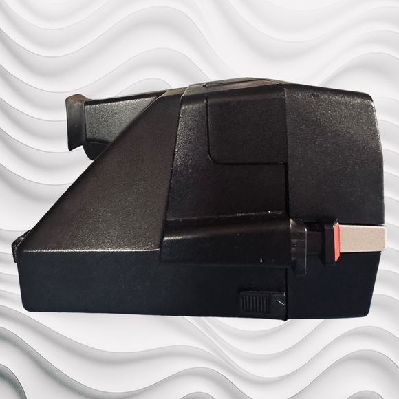 Vintage Polaroid 600 Sun600 LMS Instant Film Camera in Silver and Black, Works. - Picture 3 of 10